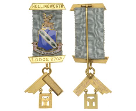Masonic, Hollingworth Lodge 2702, a gold and enamel badge, rev. named (Presented to W. Bro: E. Renshaw by W. Bro: A.A. Leech,