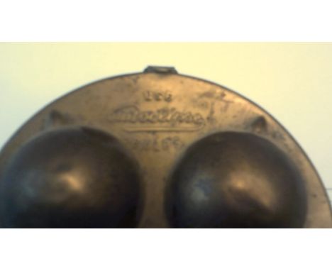 Vintage Autoclippse Bulb Holder-Brass, early 1930's in very good condition