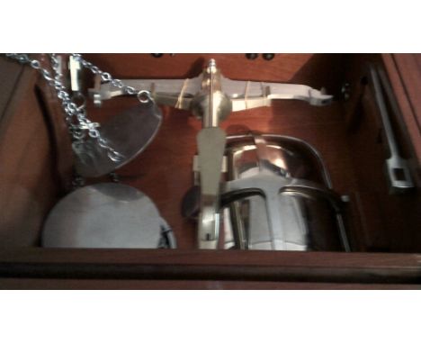 Corporation Scales - Ex Official scales/Balances-Hunts County Council - to 7lb-loverly condition boxed (approx 18" x 18")
