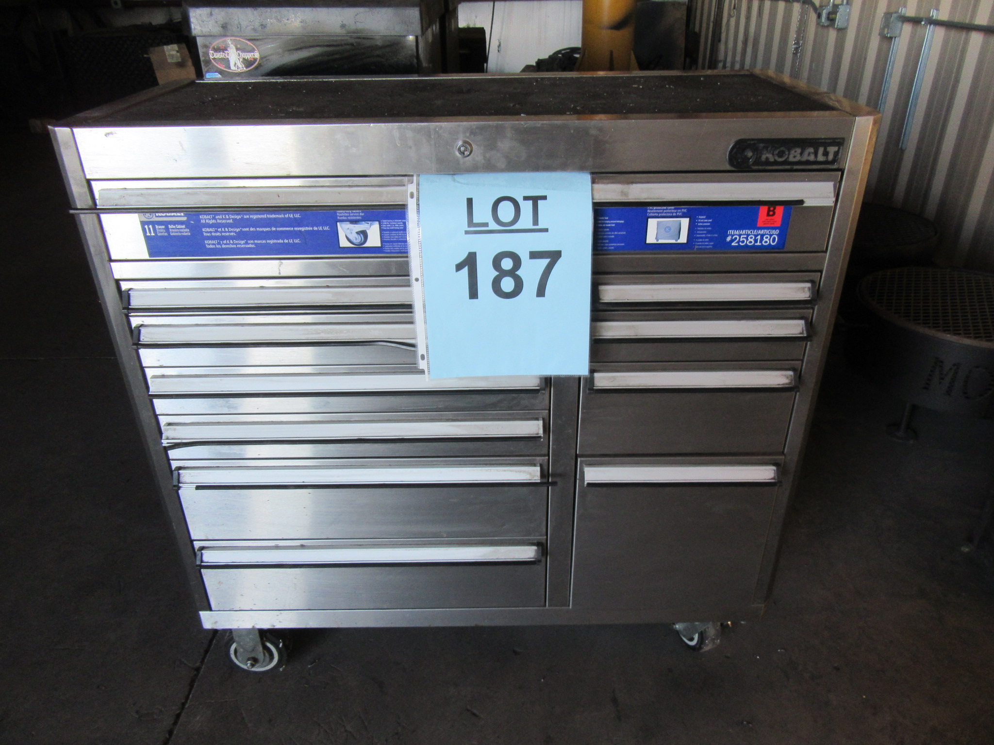 KOBALT 11DRAWER ROLLING TOOL BOX