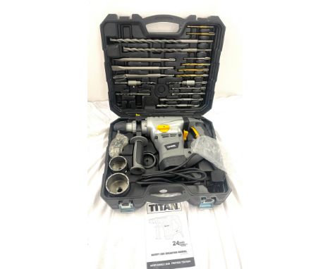 Cased Titan Rotary hammer drill 1500w complete 