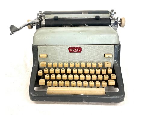 Antique Royal typewriter 