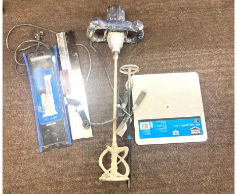 Selection of plastering tools 