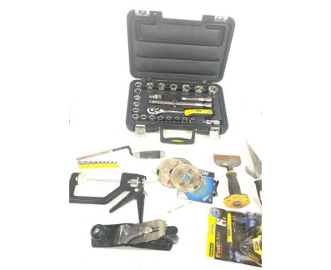 Selection of tools to include Torq Cased socket set, grinding discs, plane etc 