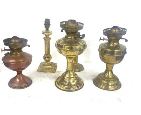 Selection of brass oil lamp bases 
