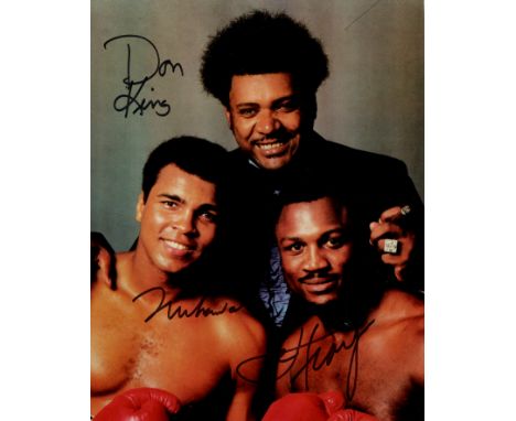 HEAVYWEIGHT BOXERS: A good signed colour 8 x 10 photograph by both Muhammad Ali and Joe Frazier individually, the image depic