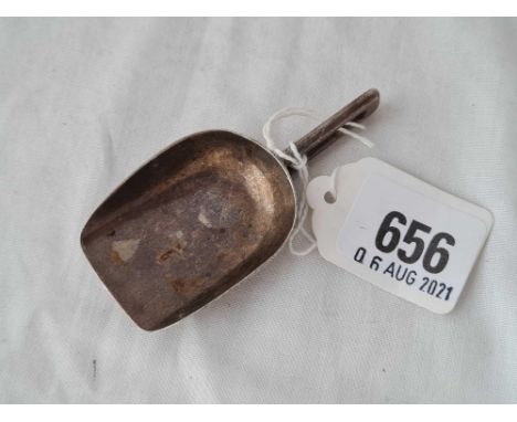 A shovel shaped caddy spoon Sheffield 1897 by TB&amp;S 