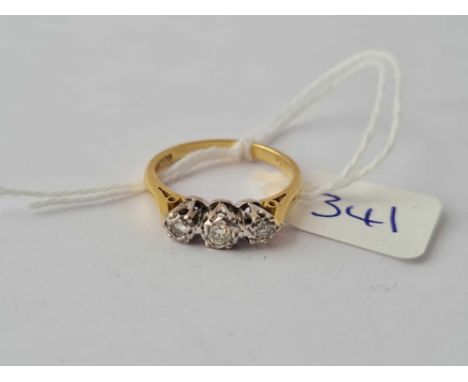 A three stone diamond ring 18ct gold size N - 3.7 gms 