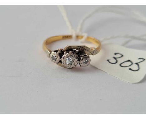 A three stone diamond twist ring in 18ct gold size H 2.2g inc