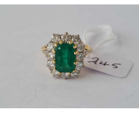 VINTAGE 18CT WHITE AND YELLOW GOLD MOUNTED EMERALD AND DIAMOND CLUSTER RING, 12 DIAMONDS  WEIGHING 1.8CTS APPROX. SURROUND TH