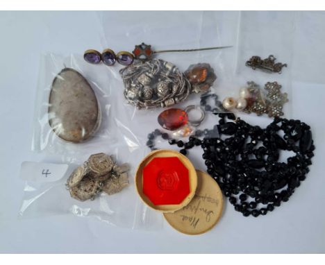 A mixed bag of assorted costume jewellery including French jet beaded necklace, Scottish stick pin, cut steel mounts, silver 