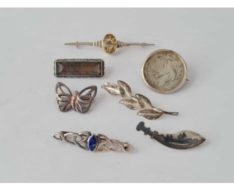  7 x vintage silver brooches 28.7g