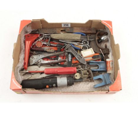 A box of tools 