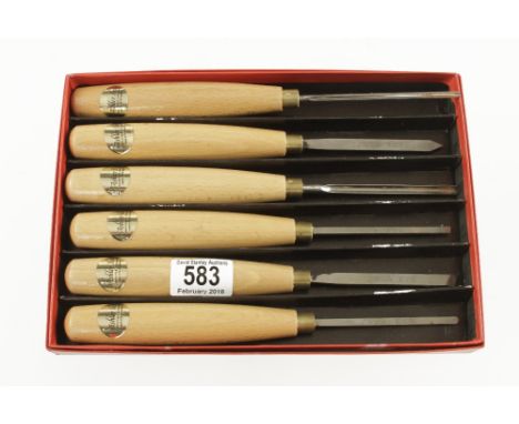 A set of 6 unused carving tools by ASHLEY ILES with orig trade labels in orig box F