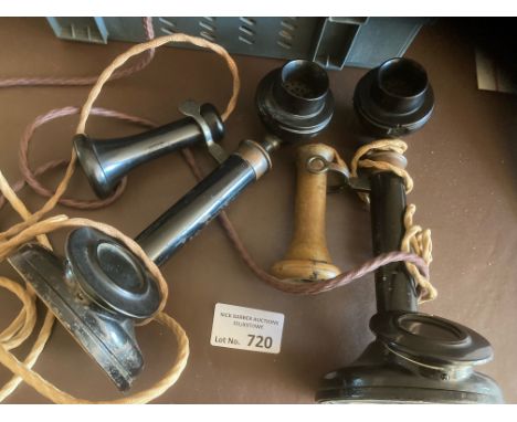 Collectables : Telephones a pair of vintage Bakerlite early phones with wires - good condition