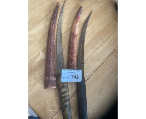 Collectables : Middle Eastern vintage daggers/implements interesting - not sure of age?