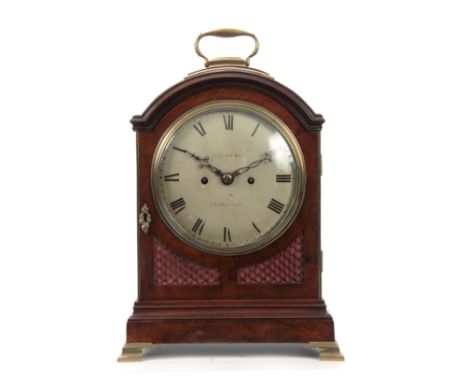 HEITSZMAN, CAMBRIDGE. AN EARLY 19th CENTURY FIGURED MAHOGANY VERGE BRACKET CLOCK the archtop case with brass moulded pad abov