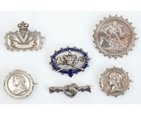 Collection of Victorian Silver Jubilee 1887 commemorative silver brooches - including silver crown brooch and silver and enam