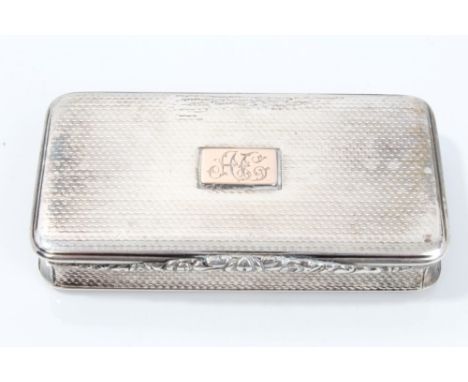 Early 19th century French silver snuff box of rectangular form, with engine-turned decoration, gold cartouche and cast floral