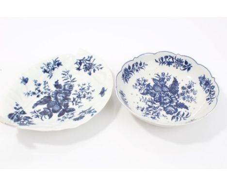 18th century Worcester blue and white cress dish with printed Pinecone pattern decoration and pierced base - blue crescent ma