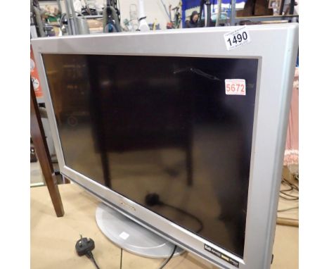 Panasonic 32 inch TV, model TX-L32510BS, no remote present. All electrical items in this lot have been PAT tested for safety 