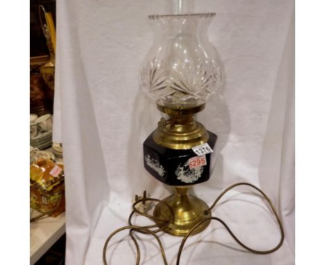 Decorative oil lamp styled electric light, with glass shade. All electrical items in this lot have been PAT tested for safety