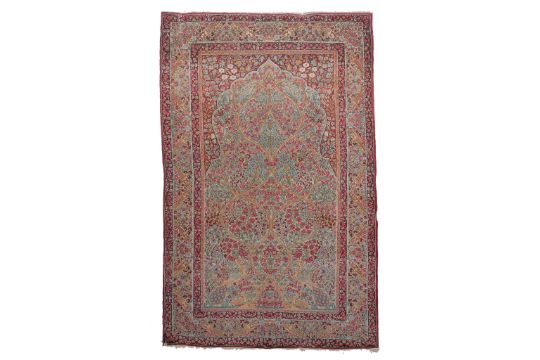 A Kashan carpet, approximately 145 x 236cm A Kashan carpet