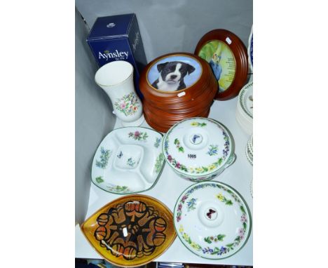 ROYAL WORCESTER 'WORCESTER HERBS' HORS D'OEUVRE DISH and two tureens, together with a boxed Aynsley 'Pembroke' vase, height 2