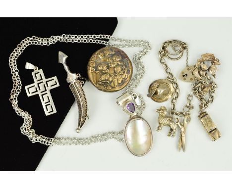A SMALL SELECTION OF SILVER AND WHITE METAL JEWELLERY to include a mother of pearl and amethyst pendant, a charm bracelet, a 