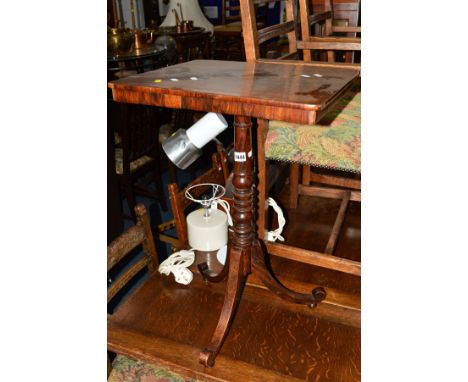 A GEORGIAN ROSEWOOD TRIPOD TABLE on splayed legs