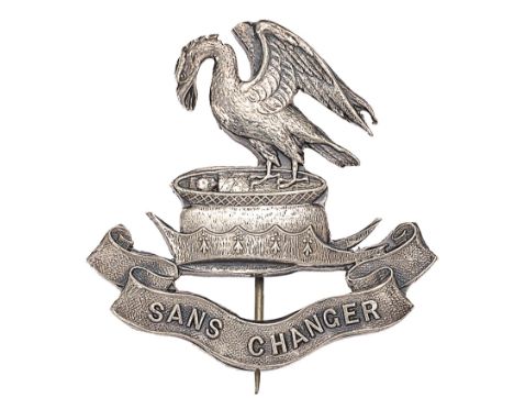 Liverpool Pals London 1914 hallmarked silver cap badge.Fine die-cast crest of Lord Derby.  Elkington & Co Loops replaced with