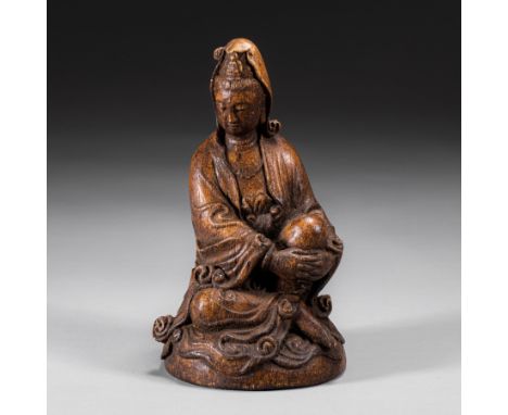 Chinese Han Dynasty sandalwood Guanyin statue    H:12cm             W:6.5cm       Weight:70g