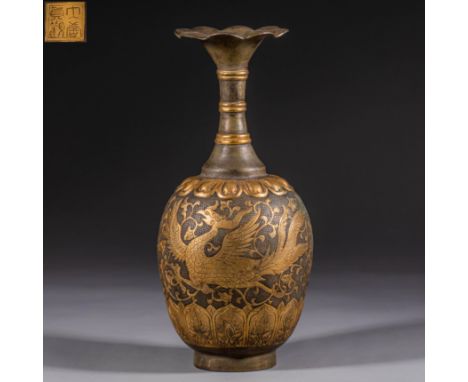 Chinese Tang dynasty silver gilt vase    H:21.5cm             Diameter:7.2cm       Weight:625g