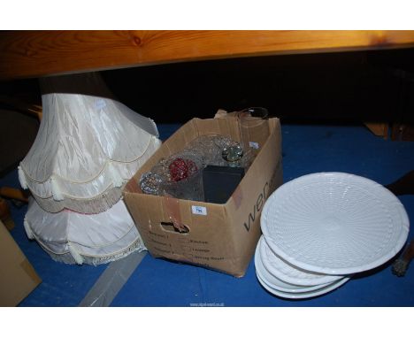 A box of mixed glass, to include: vases, decanters, two lamp shades and a ceramic serving platters.