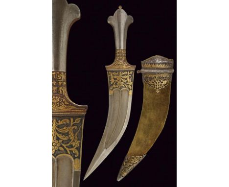 dating: 19th Century provenance: Indopersia, Curved, double-edged blade, in damask, with strong, enlarged tip, ribbed in the 