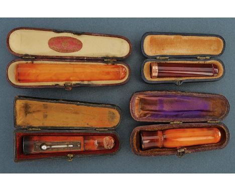 dating: First half of the 20th Century provenance: Europe, In amber, one with a ring marked '375', 'HC', 'I' e 'B'. All in or