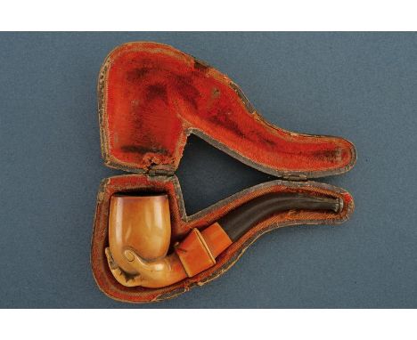 dating: first quarter of the 20th Century provenance: Europe, In sea foam, decorated with a human's hand holding the head (sm