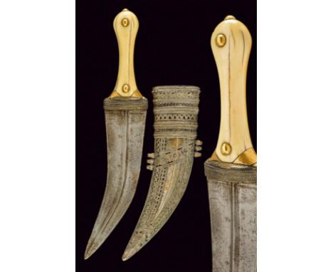 dating: Late 19th Century provenance: Arabian Peninsula, Typical, curved, double-edged blade with strong, central raiser. Ivo