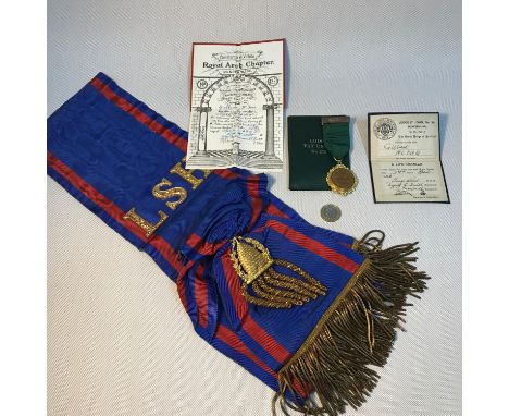 Antique masonic sash, Medal and two id cards. 