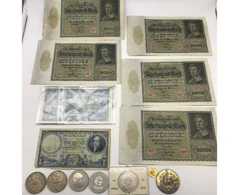 A Lot of vintage bank notes and coins, Includes 5 1922 Reichsbanknote, National commercial bank of Scotland £1 note dated 195