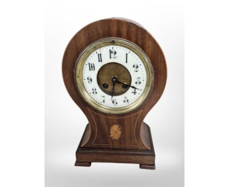 An Edwardian mahogany and satin wood inlaid balloon mantel clock, height 33 cm 