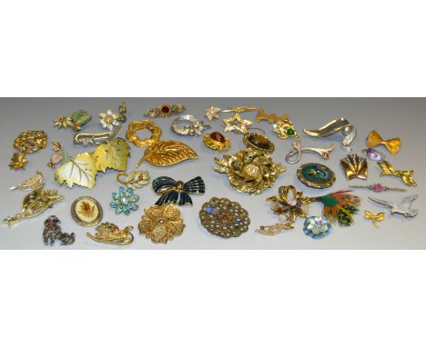 Costume Jewellery - various gold coloured brooches, enamel seagull brooch, etc, qty