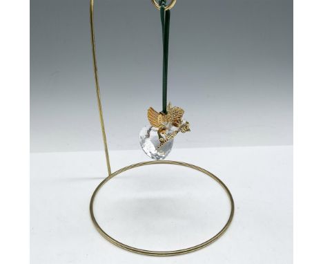 Limited edition series of Angels for the Christmas Memories series. Designed with gilded head, wings, arms and legs wearing a