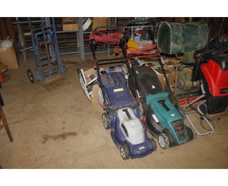 A Spear & Jackson electric rotary lawnmower 