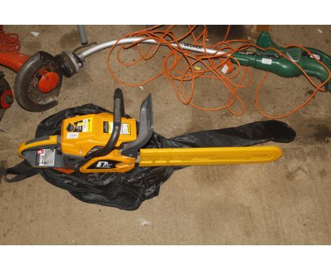 A Hyundai P6220C petrol chainsaw with carry bag (Requires attention)