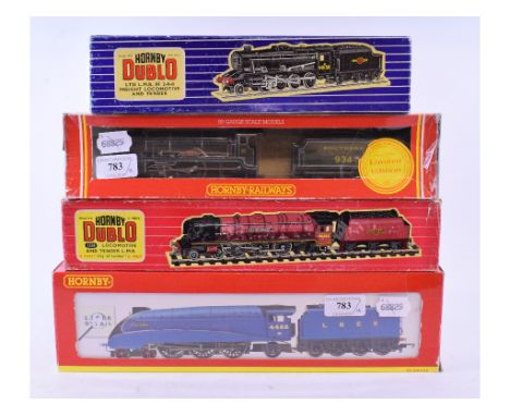 A Hornby Dublo locomotive and tender, 4-6-2, City of London, 2226, and three others, LT25, R.533 and R 2059, all boxed (4)