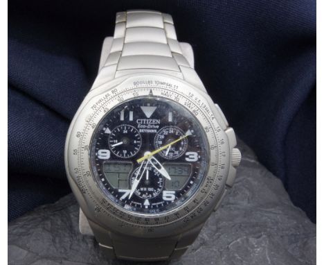 CITIZEN ECO-DRIVE SKYHAWK, Modell-Nr.: C650-Q02578, Solar,  Herrenarmbanduhr mit Datumsanzeige, Chronograph, drei Alarmfunkti