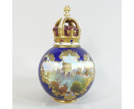 A 19th century Worcester porcelain vase, to commemorate the 1911 Coronation of King George V, of ovoid shape, painted with a 