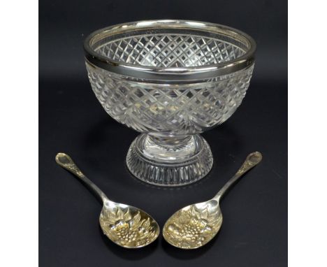 THOMAS LATHAM & ERNEST MORTON; a George V hallmarked silver rimmed clear cut glass footed bowl, Birmingham 1910, diameter 18c