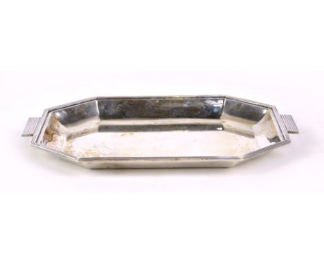 WALKER & HALL; a George VI hallmarked silver Art Deco bowl of rectangular form with canted corners and cast fluted handles, S